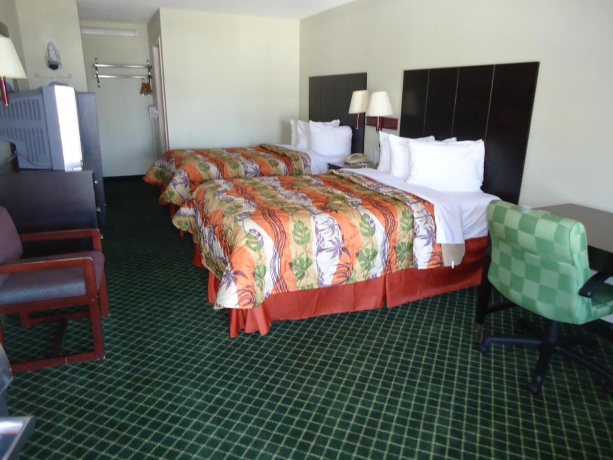 Days Inn By Wyndham Alma Rom bilde